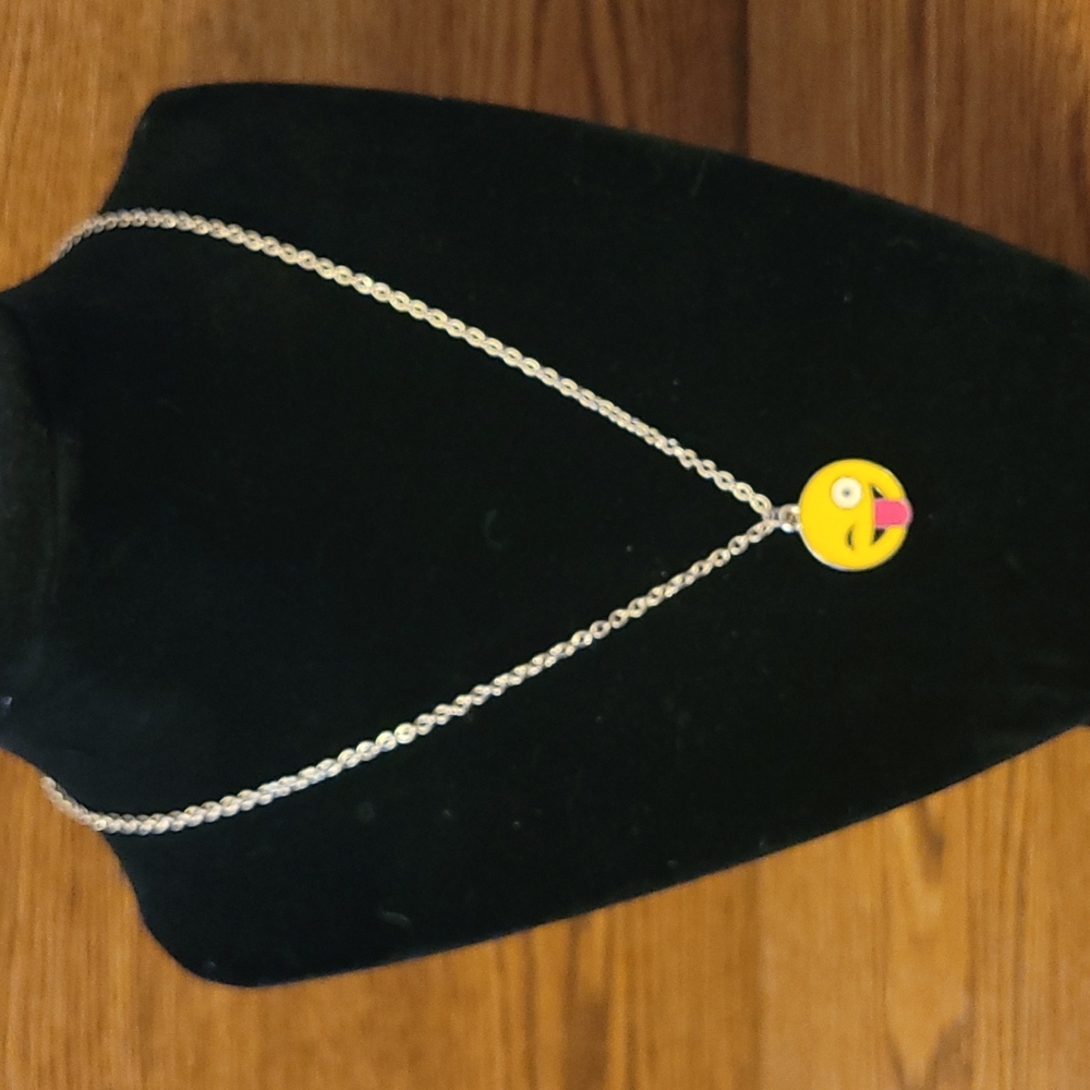 Winking Emoji Necklace - Picture 1 of 4